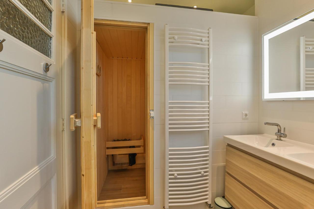 Church Conversion For A Unique Stay And Experience Rinsumageest 외부 사진